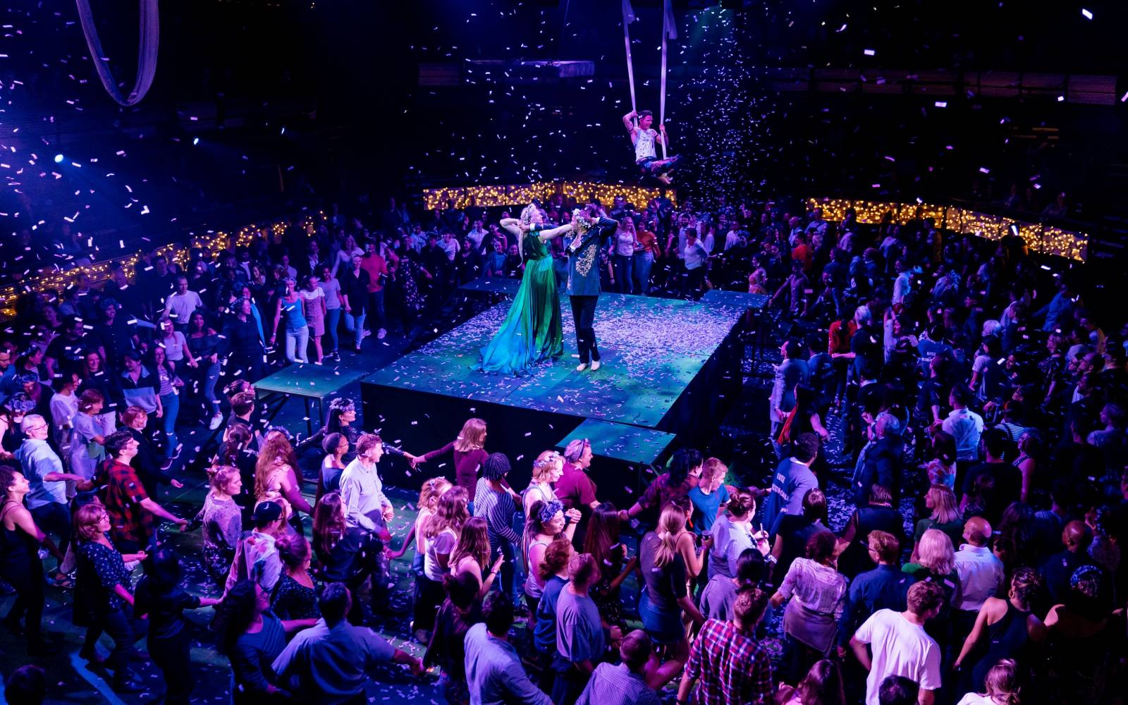 A Midsummer Night’s Dream at Bridge Theatre: A Magical Night Out ...